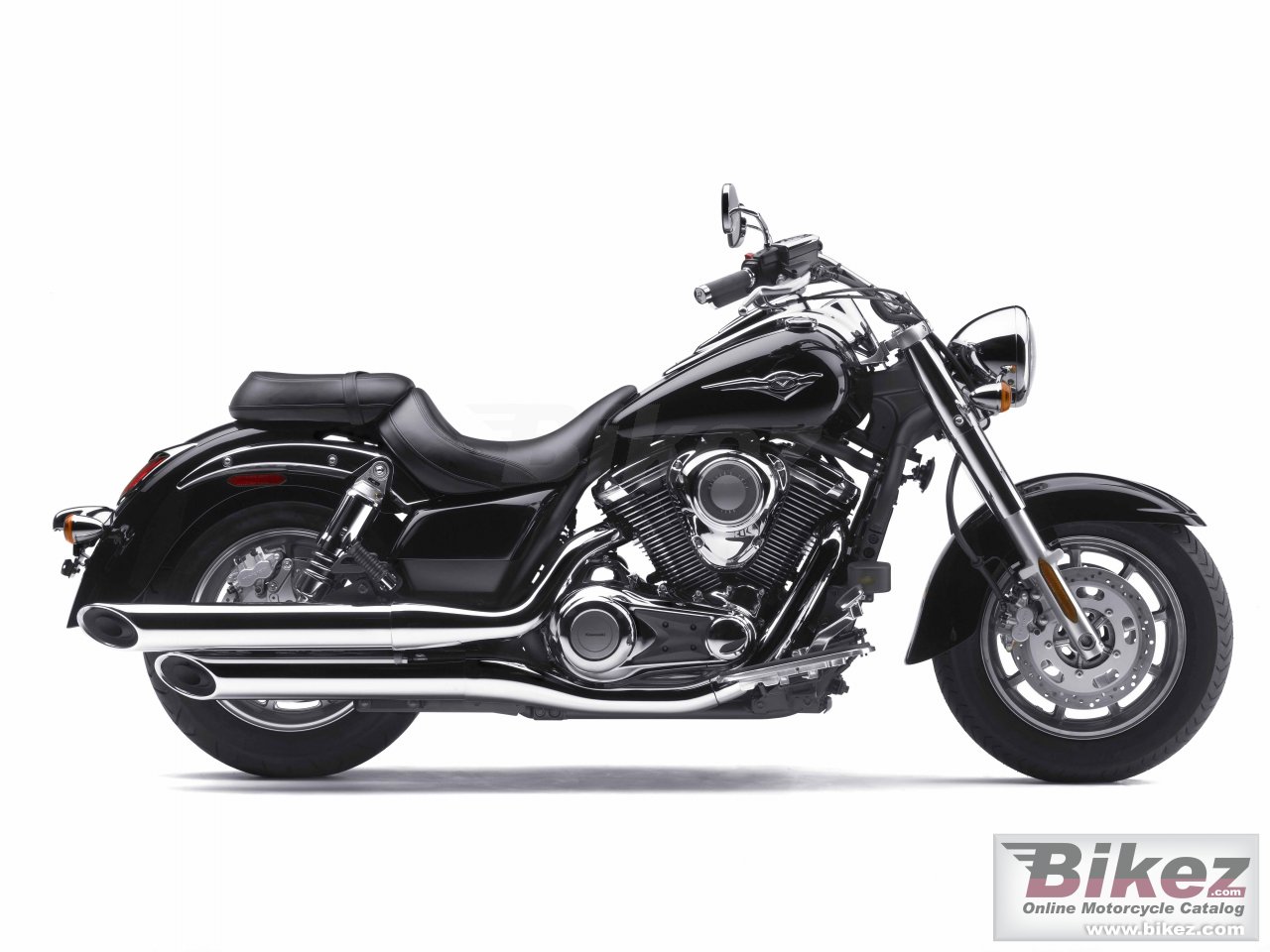 Big Kawasaki vulcan 1700 classic picture and wallpaper from Bikez.com